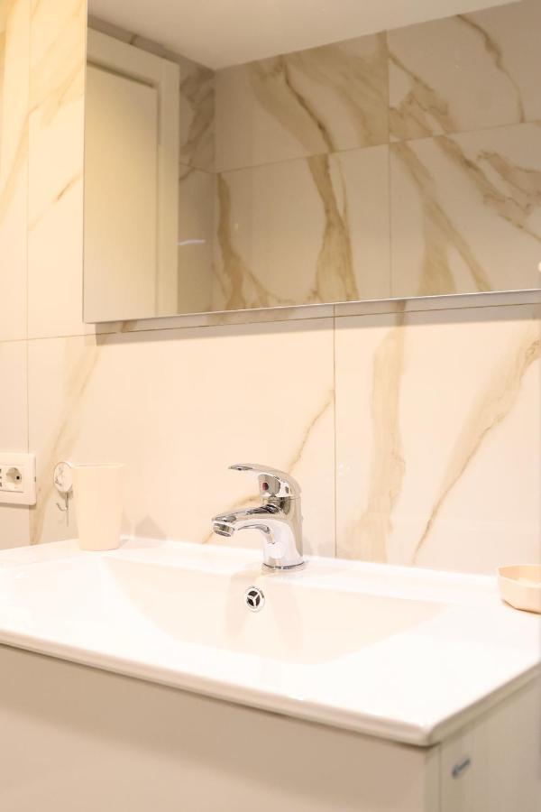 Appartement House Emy In